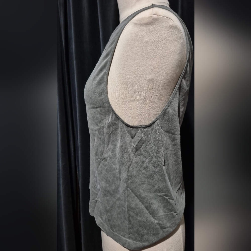 Egg Collective Charcoal Tank Top (Box A) - Picture 3 of 7